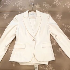 NWT White Tahari Suit (includes blazer and pants)